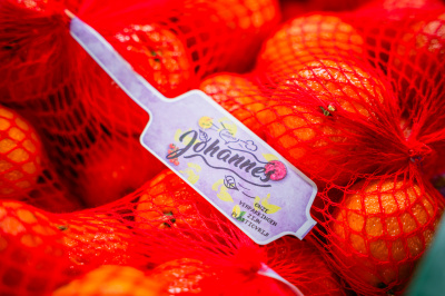 Johannes sustainable packaging tangerines